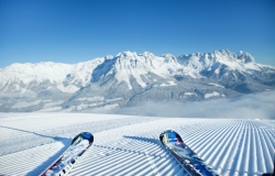 KAM 002909 Skifahren-in-den-Kitzbueheler-Alpen Fotograf-Johannes-Felsch.JPG